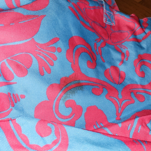 Lilly Pulitzer Seaside Crab Tote Pink & Blue w/Organizer - Picture 3 of 11